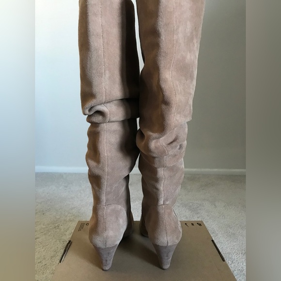Antonio Melanie Sapphira Beige Suede Slouch Knee High Tall Boot W9 - Picture 7 of 16
